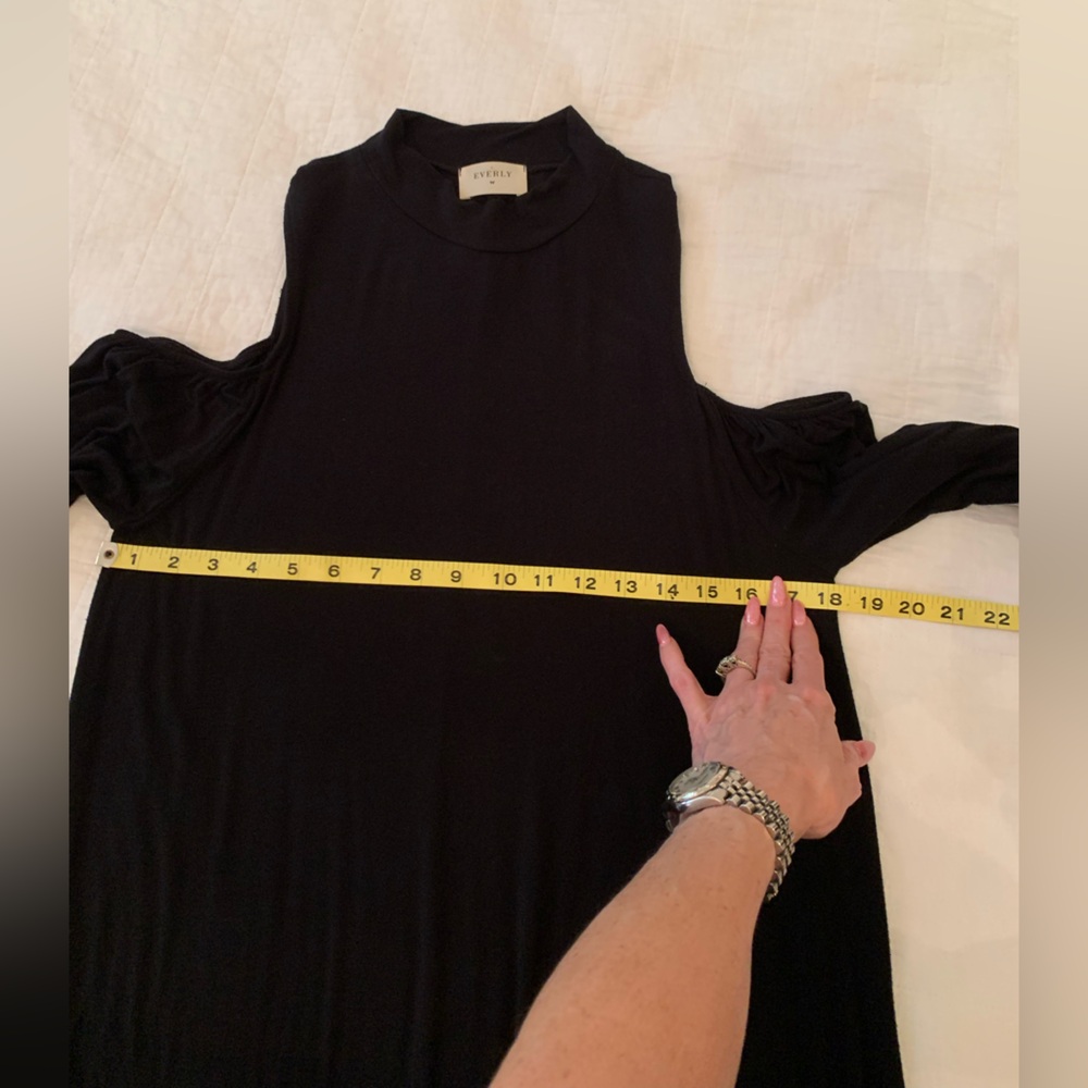 💕EVERLY💕OFF THE SHOULDER KNIT DRESS. NWOT. EXCELLENT CONDITION! - Picture 6 of 8